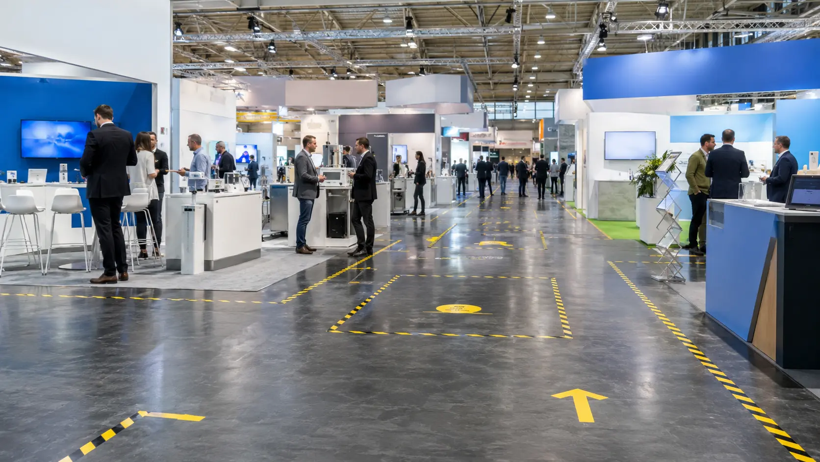 Bodenmarkierungsband auswählen, was gehört bei einer Messe dazu?